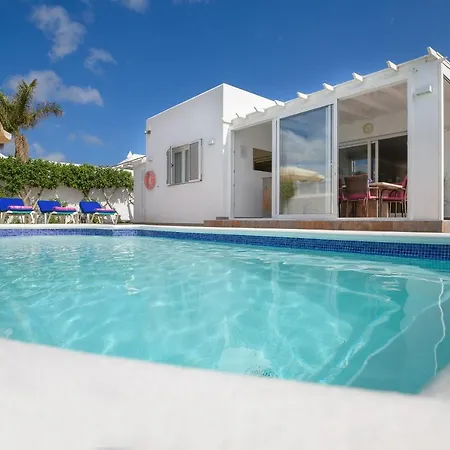 Hermosa Villa *