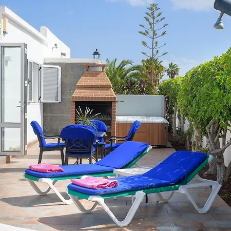 Hermosa Villa Puerto del Carmen (Lanzarote)